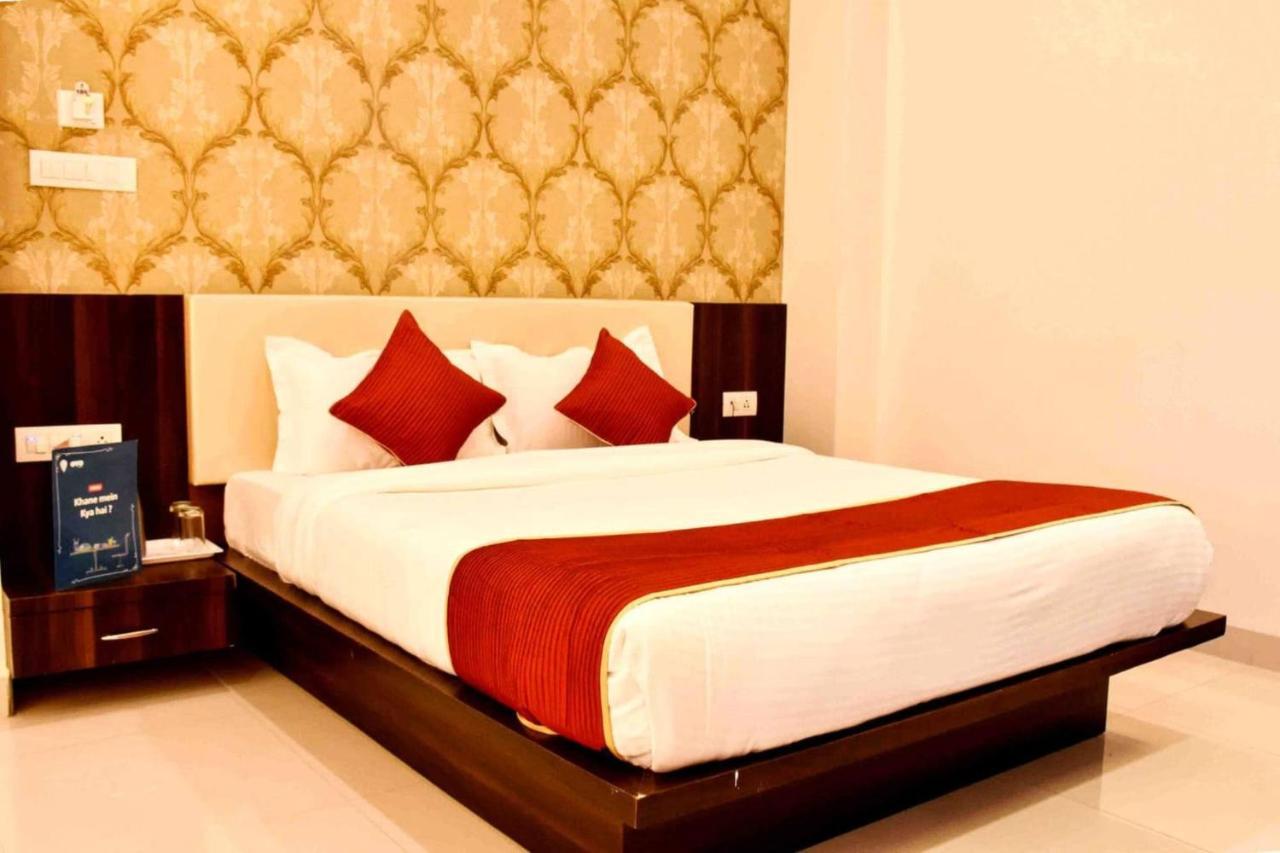 Hotel Kamad Giri,Ujjain Exterior foto